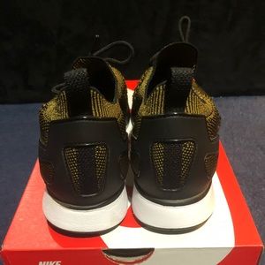 Nike Air Zoom Mariah Flyknit Racer black desert